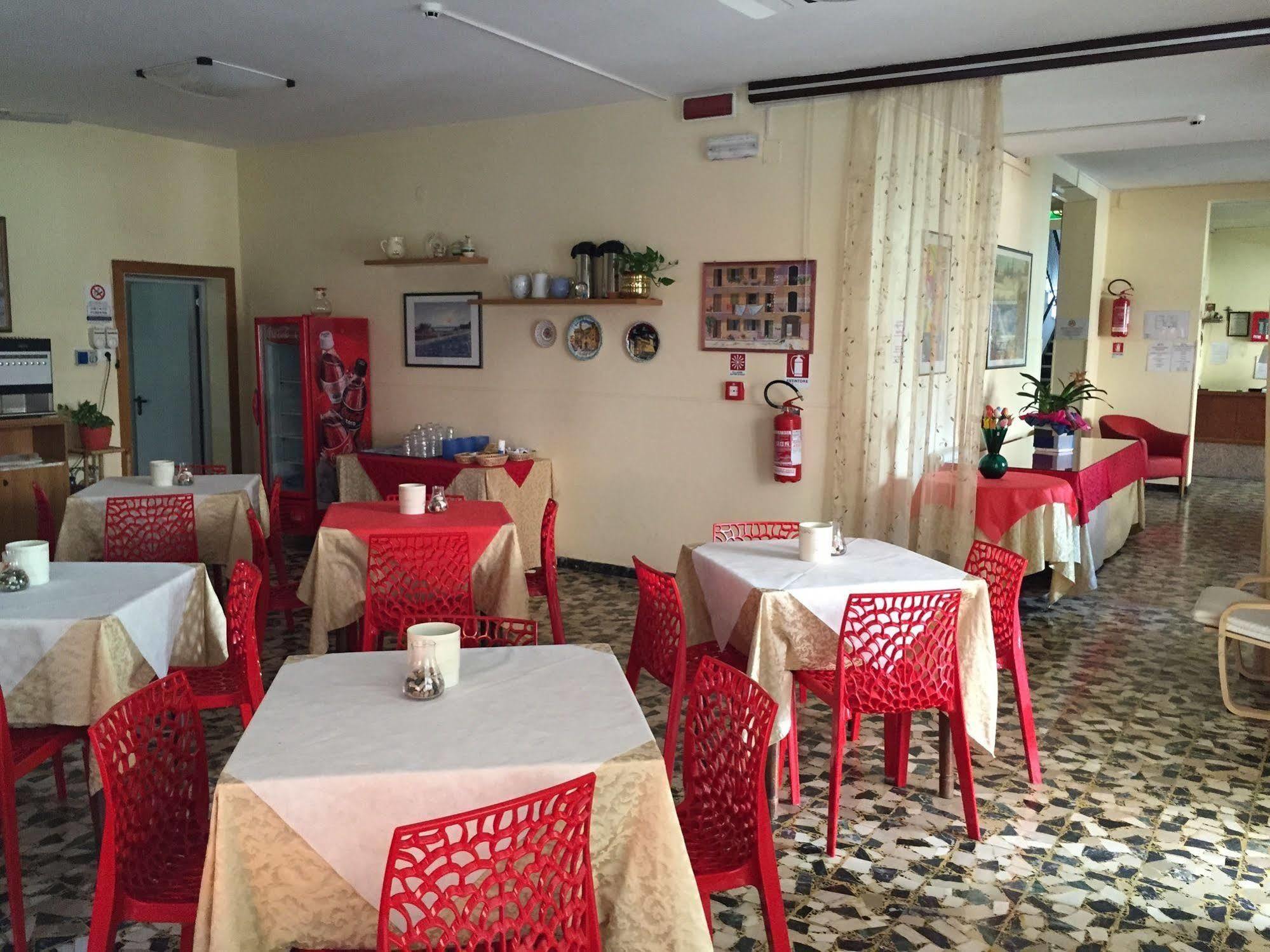 Hotel Zaghini Rimini Eksteriør billede